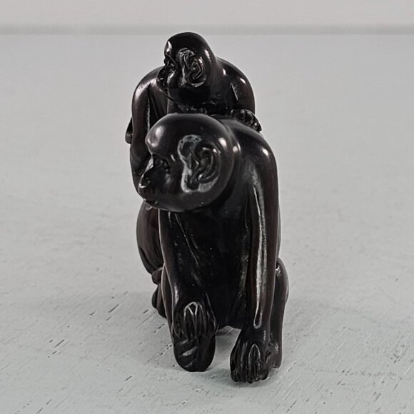 Vintage Japanese Netsuke Monkey Dark Boxwood Carved Figurine Signed - Picture 3 of 7